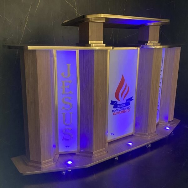 Púlpito de Madeira Samuel com LED e Logomarca - Imagem 3