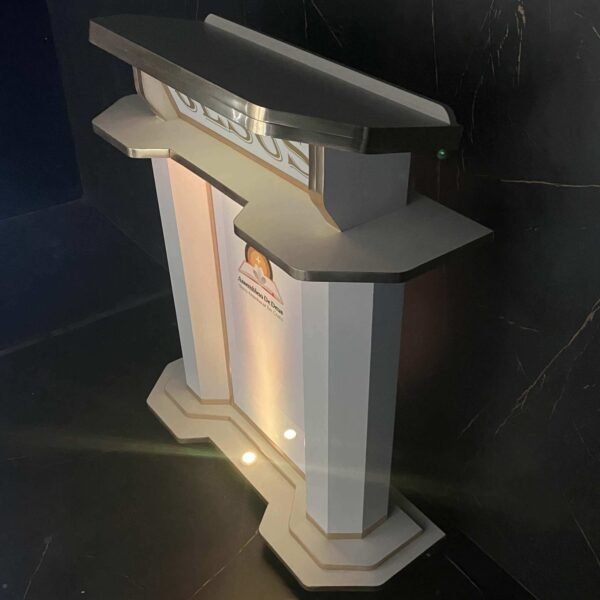 Púlpito de Madeira Josué com Logomarca e Led - Imagem 3